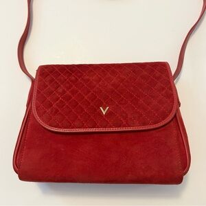 Vintage Elegant Red Quilted Shoulder Bag with V-Emblem in Red